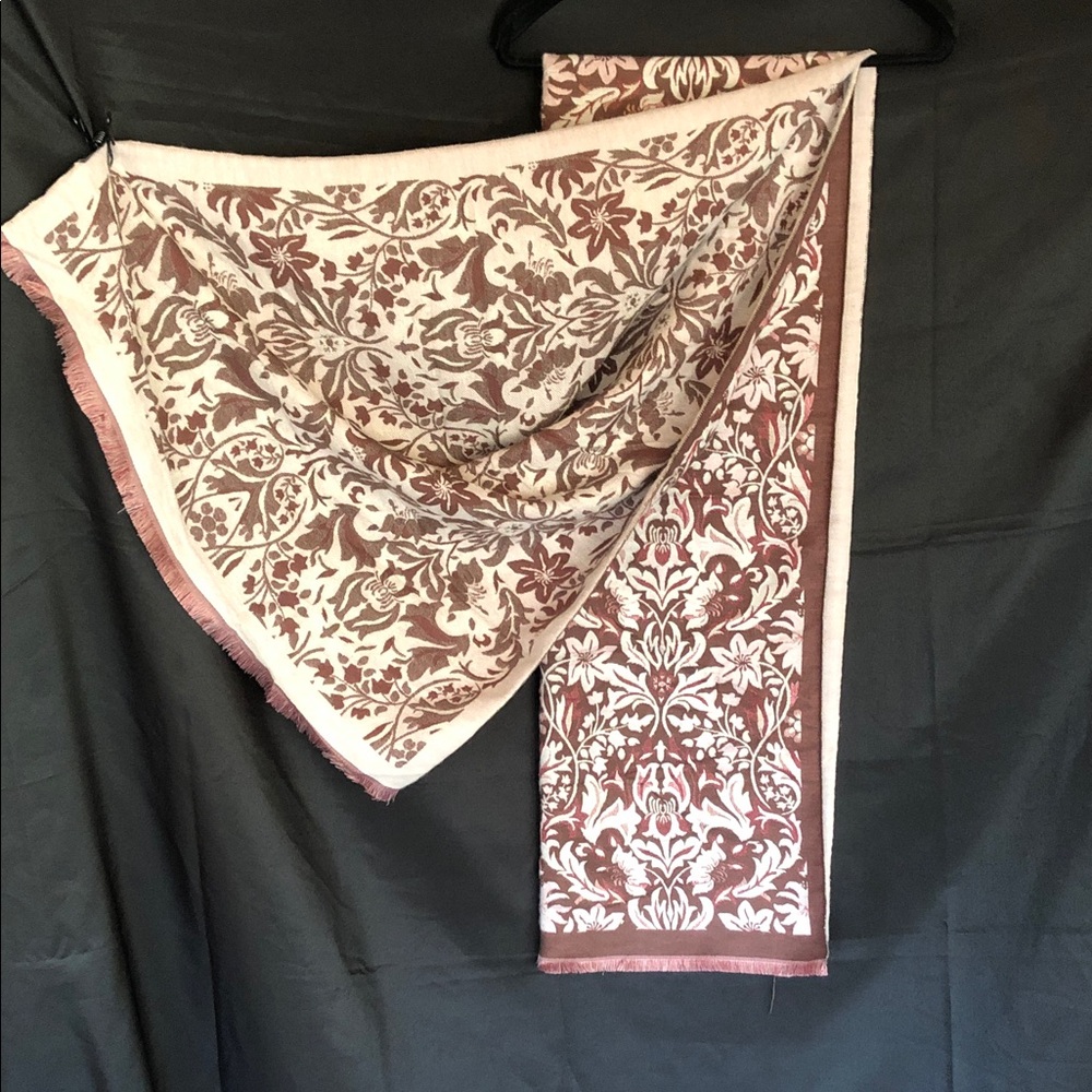 Vince Camuto Blush and Beige Scarf